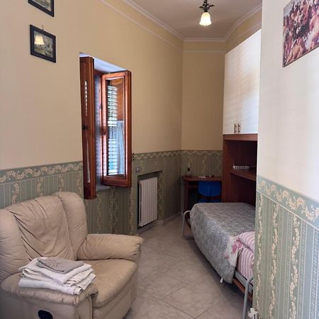 Otium Stabianum- Appartamento Centro Citta - Castellammare di Stabia Exteriör bild